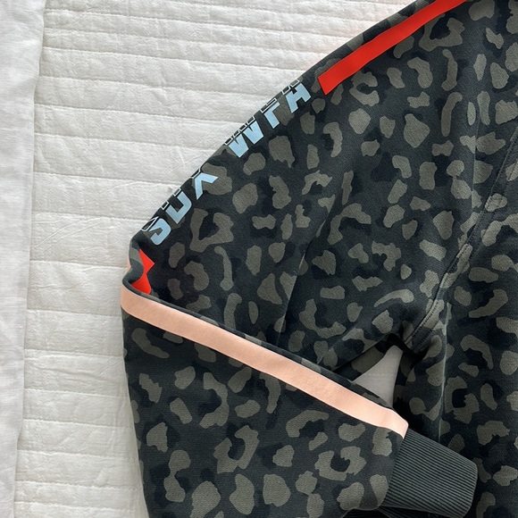 SD X WFA oversized sweatshirt - Picture 2 of 3